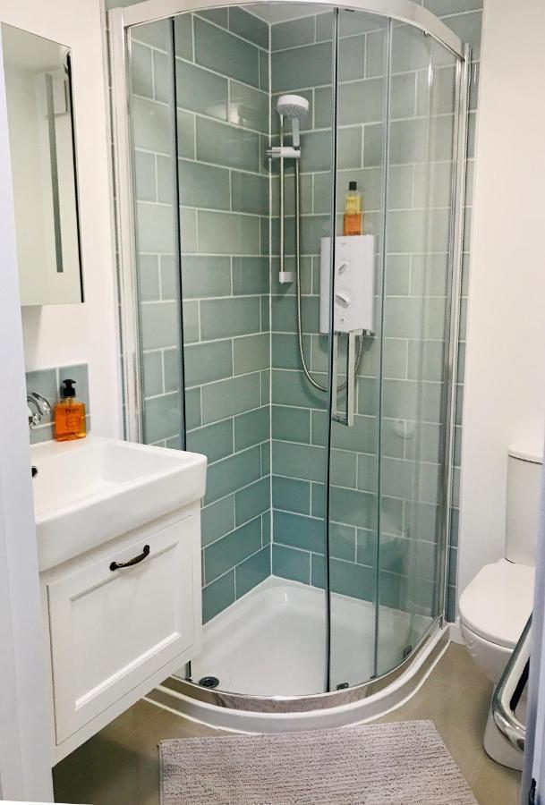 Corner House Luxury Bnb Little Dunmow Экстерьер фото