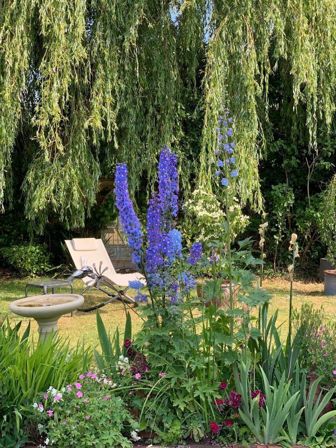 Corner House Luxury Bnb Little Dunmow Экстерьер фото